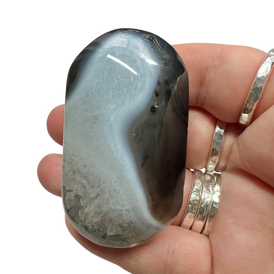 Black Agate Palm Stone